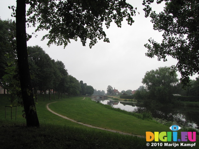 SX14935 View over moat in Elburg